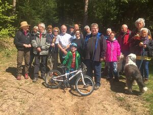 Die Schramberger SPD wandert auf dem Fohrenbühl. Foto: SPD