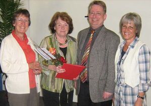 Für 40jährige Mitgliedschaft wurde Elke Ringl-Klank (zweite von links) geehrt.