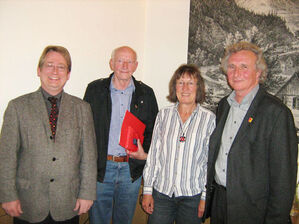 Ehrungen bei der SPD: Unser Foto zeigt von links Mirko Witkowski, Heinz Bauer, Monika Rudolf und Dietmar Urgien.